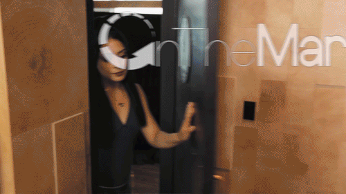 How to Use the Bathroom in a Jumpsuit Without Taking It Off
